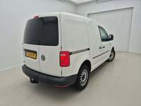 Vue de l’arrière droit