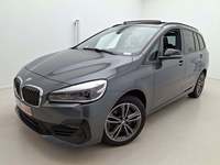 Вид спереди слева