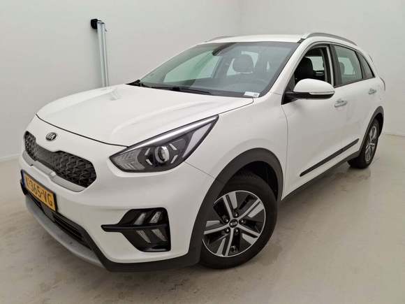 Skats no kreisās puses priekšā