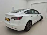 Aanzicht achter rechts