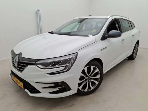 Vue de l’avant gauche