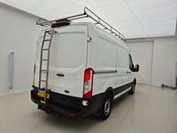 Aanzicht achter rechts