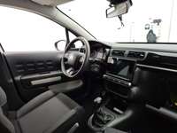 Вид на салон