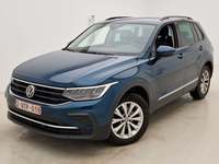 Vue de l’avant gauche