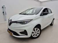 Skats no kreisās puses priekšā