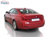 Vue de l’arrière gauche