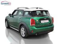 Vue de l’arrière gauche