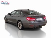 Vue de l’arrière gauche