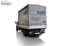 Vue de l’arrière gauche