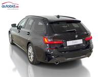 Vue de l’arrière gauche