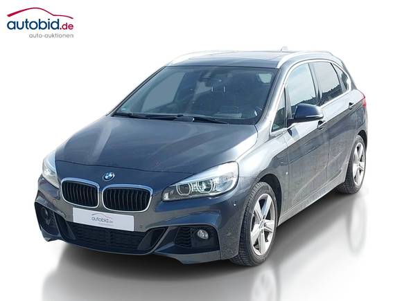 Vue de l’avant gauche