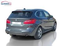 Vue de l’arrière droit