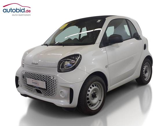 Skats no kreisās puses priekšā