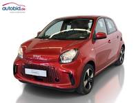 Skats no kreisās puses priekšā