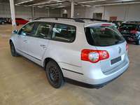 Widok z tyłu po stronie lewej