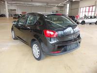 Widok z tyłu po stronie lewej