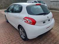 Widok z tyłu po stronie lewej