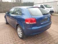 Widok z tyłu po stronie lewej