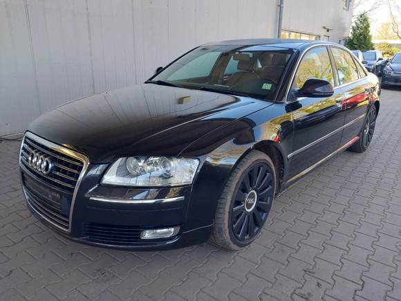 Pogled sprijeda lijevo