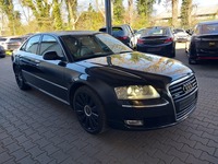 Pogled sprijeda desno