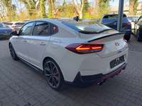 Pogled straga lijevo