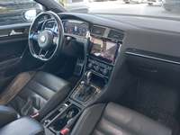 Вид на салон