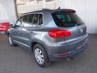 Widok z tyłu po stronie lewej