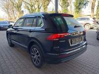 Widok z tyłu po stronie lewej