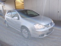 Вид спереди справа