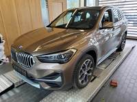 Изглед отпред отляво