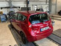 Vaade tagant vasakult