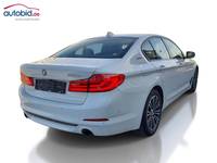 Вид сзади слева