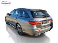 Вид сзади слева