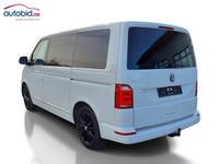 Вид сзади слева