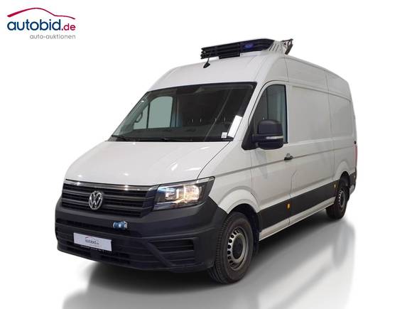 Skats no kreisās puses priekšā