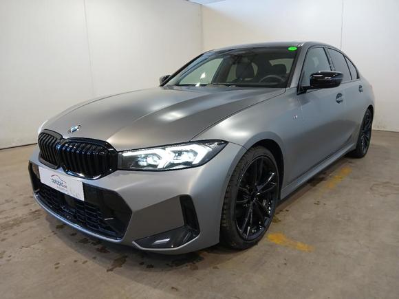 Pogled od napred levo