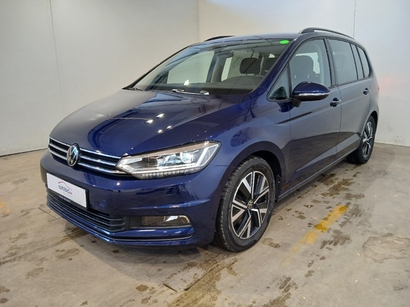 Pogled od napred levo