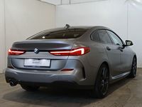 Aanzicht achter rechts