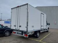 Vue de l’arrière droit