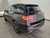 Widok z tyłu po stronie lewej