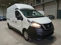 Вид спереди справа