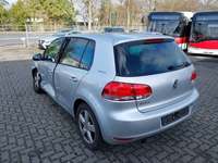 Изглед отзад отляво