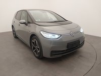 Вид спереди справа