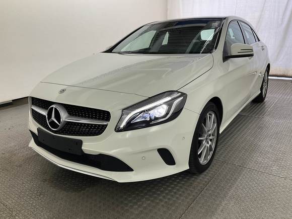 Widok z przodu po stronie lewej