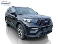 Pogled sprijeda desno