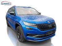 Pogled sprijeda desno