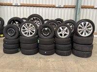 Skats no kreisās puses priekšā