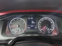 Pohled na přístrojovou desku