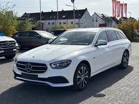 Pogled od napred levo