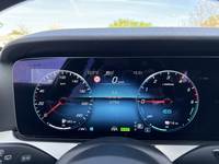 Pogled na kombinovani instrument